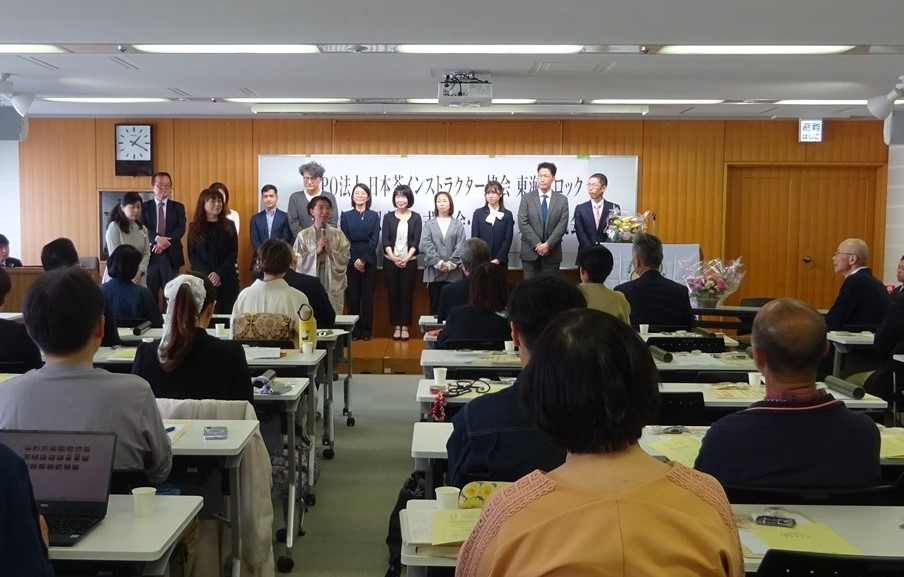 �V����C���^�r���[